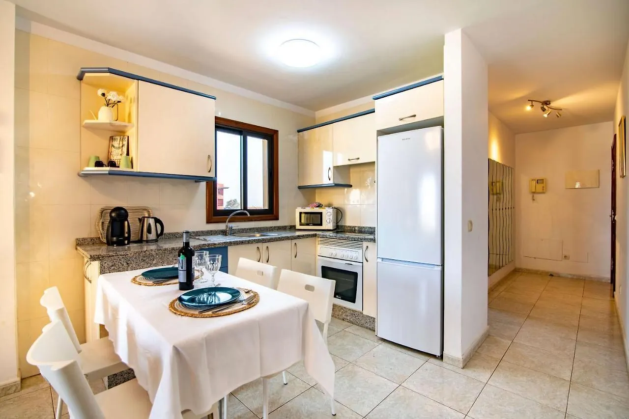 Alquilaencanarias-Medano Atalaya, Terrace & Pool El Medano  Apartment